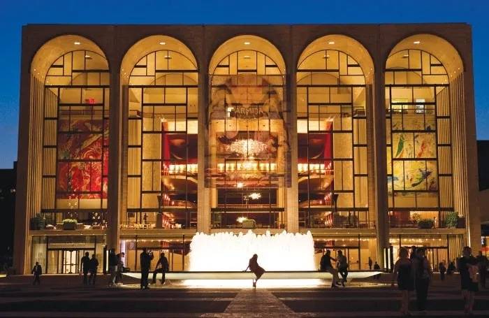 the metropolitan opera house